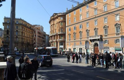 17 Aprile 2011 - 03 - Largo Arenula