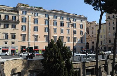 17 Aprile 2011 - 12 - Largo di Torre Argentina