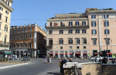 17 Aprile 2011 - 13 - Largo di Torre Argentina