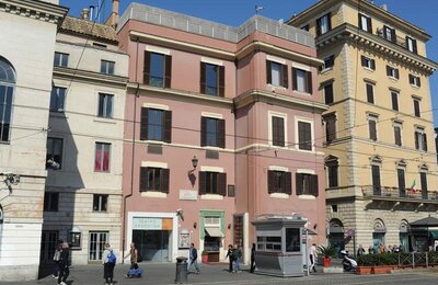 17 Aprile 2011 - 15 - Largo di Torre Argentina