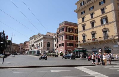 9 Luglio 2011 - Largo di Torre Argentina 12
