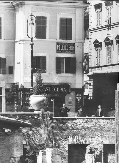 Antica Pasticceria Gran Caffe Bernasconi, fondata nel 1851